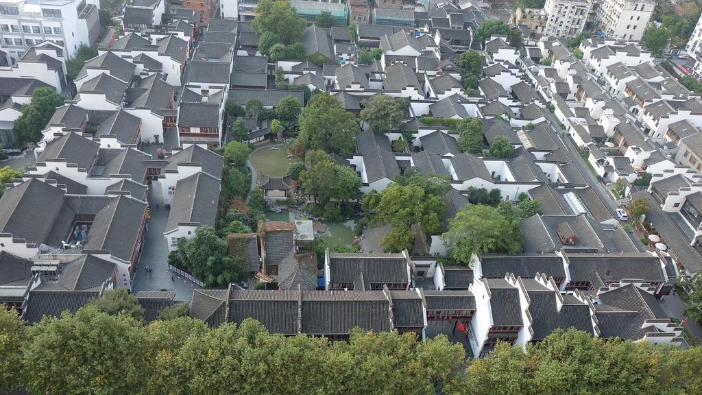 Liusu Hostel Jinling Branch Нанкин Экстерьер фото