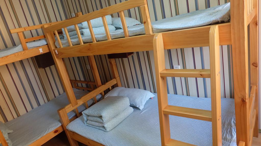 Liusu Hostel Jinling Branch Нанкин Экстерьер фото